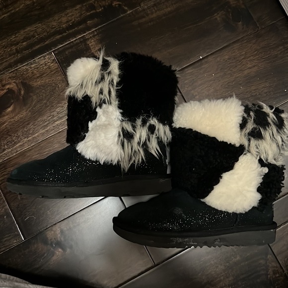 Girls UGG boots - Picture 5 of 6